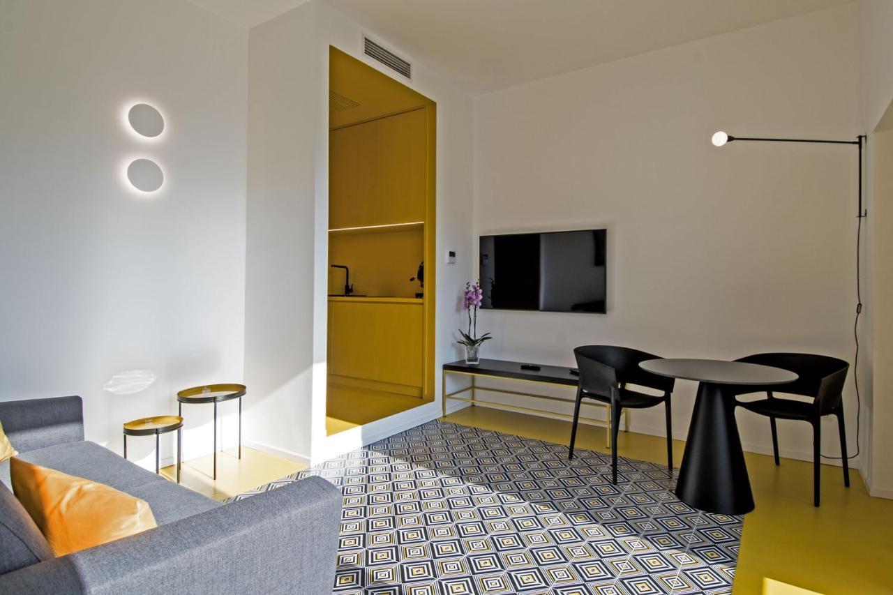 Toraldo Suites - Dimore Partenopee Naples Extérieur photo