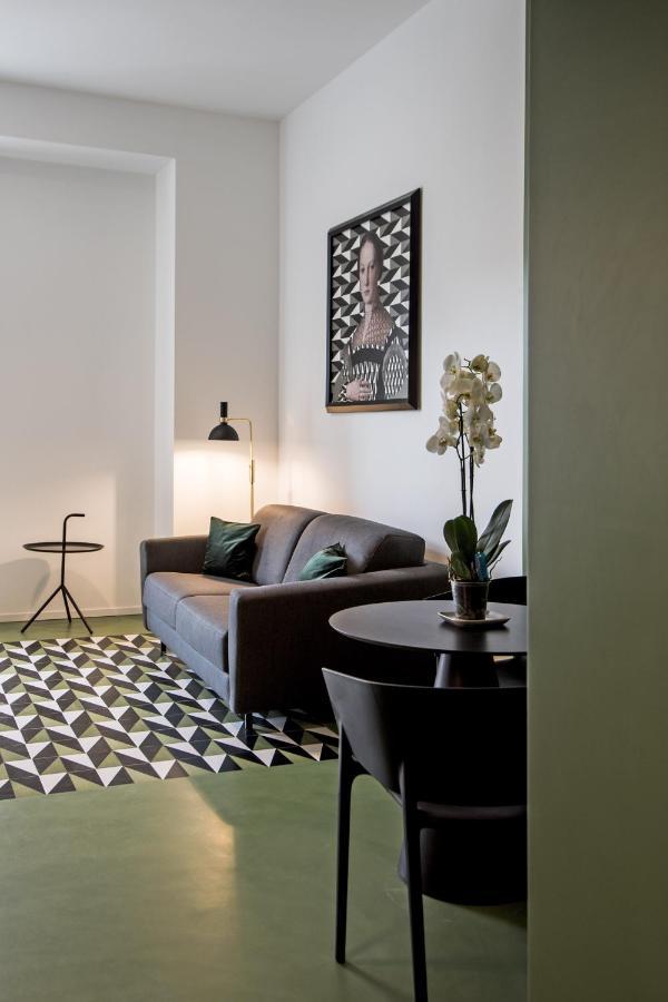 Toraldo Suites - Dimore Partenopee Naples Extérieur photo